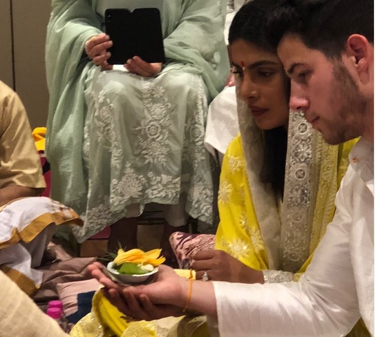 Priyanka-Chopra-Nick-Jonas