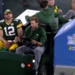 Aaron_Rodgers_knee_injury_2018